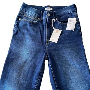 Good American High Rise Always Fit Skinny Jeans. NWT.  Size 00-4 (fits 00,0,2,4)